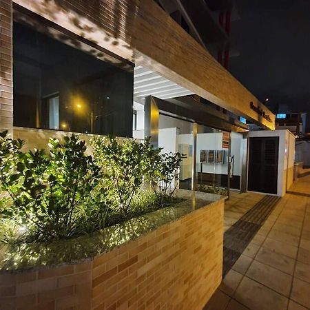 Apartamento 2 Suites Com Piscina E Churrasqueira, Ao Lado Da Ufsc Florianópolis Kültér fotó